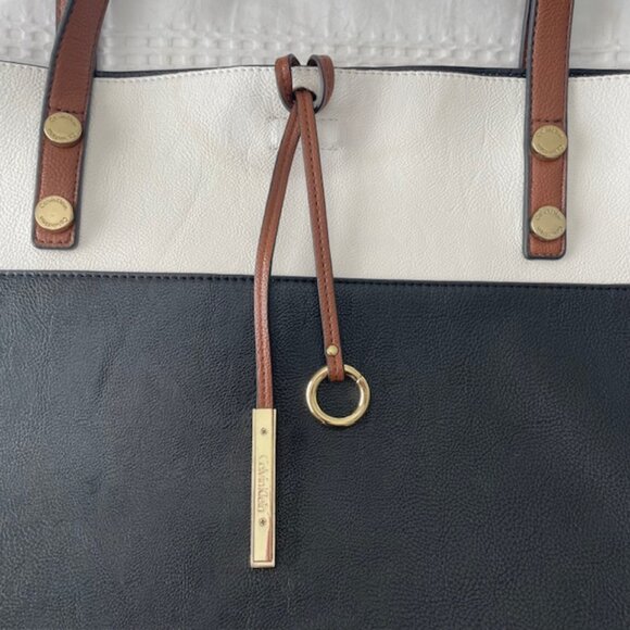 Calvin Klein Extra Large Reversible Tote - Black and White with Brown trim - EUC - Picture 3 of 9